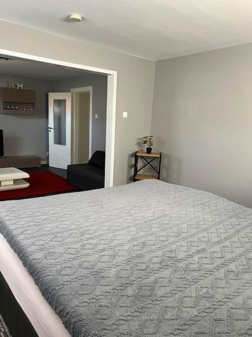 Gesamte Wohnung Mit Parkplatz Halstenbek Εξωτερικό φωτογραφία